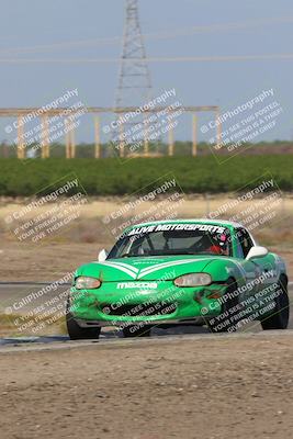 media/Apr-30-2022-CalClub SCCA (Sat) [[98b58ad398]]/Group 5/Race (Outside Grapevine)/